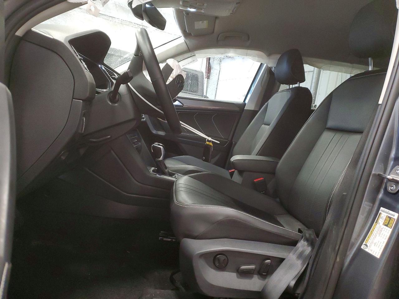 2023 Volkswagen Tiguan Se - Image 7