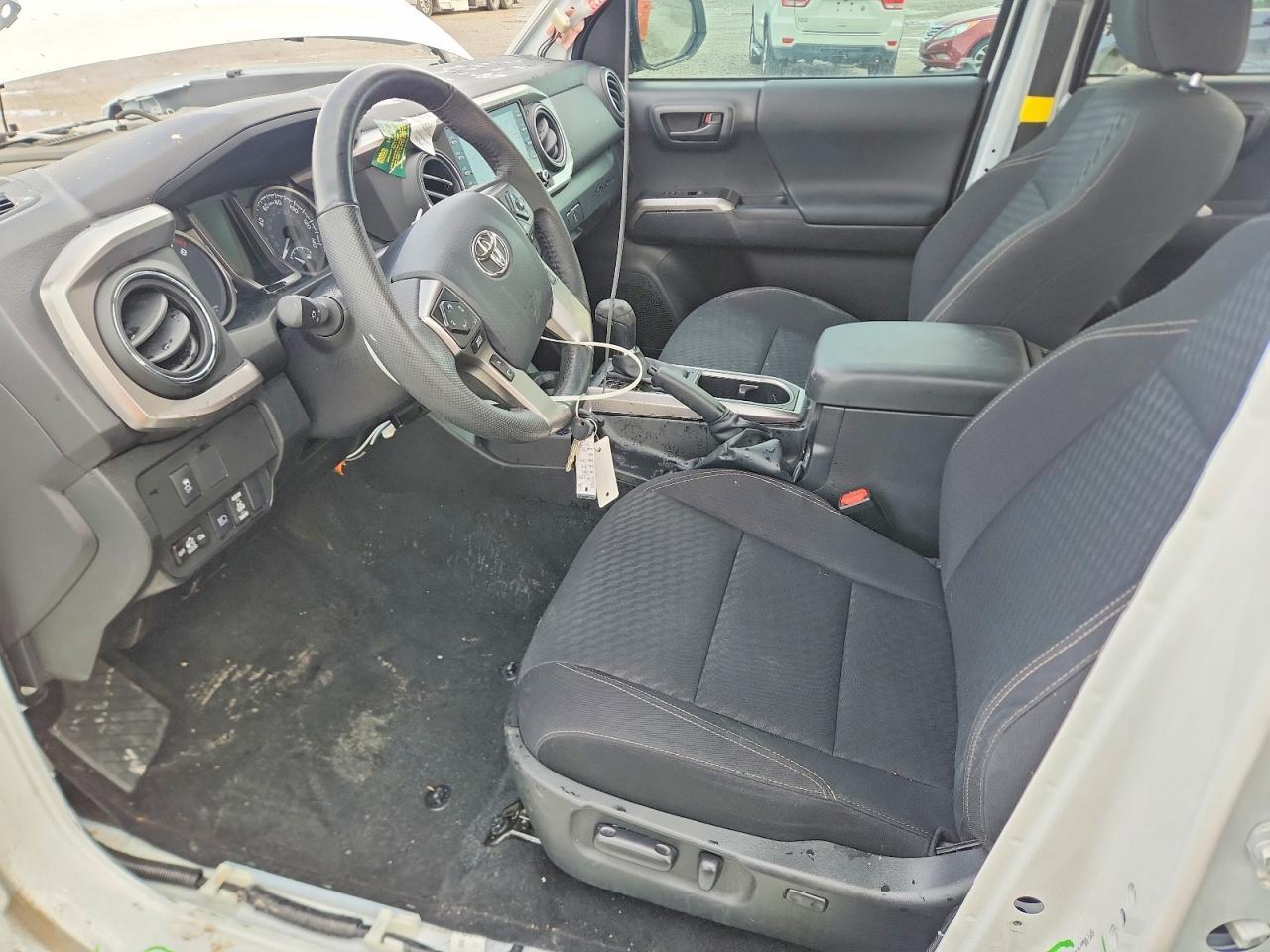 2023 Toyota Tacoma Double Cab - Image 7