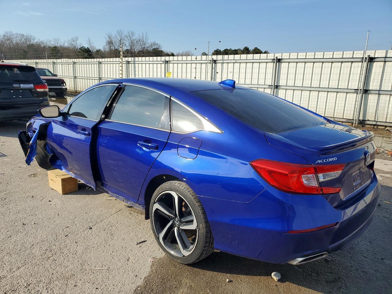 2020 Honda Accord Sport - Image 2