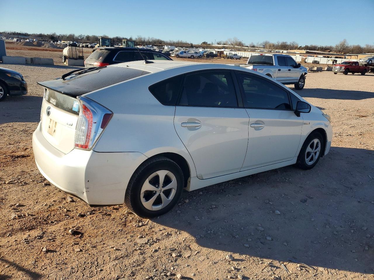 2013 Toyota Prius - Фото 3