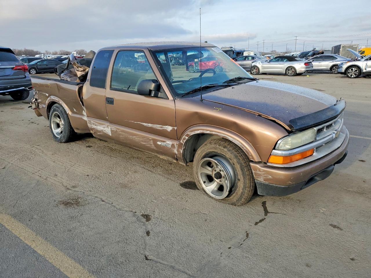 2002 Chevrolet S Truck S10 - Фото 4