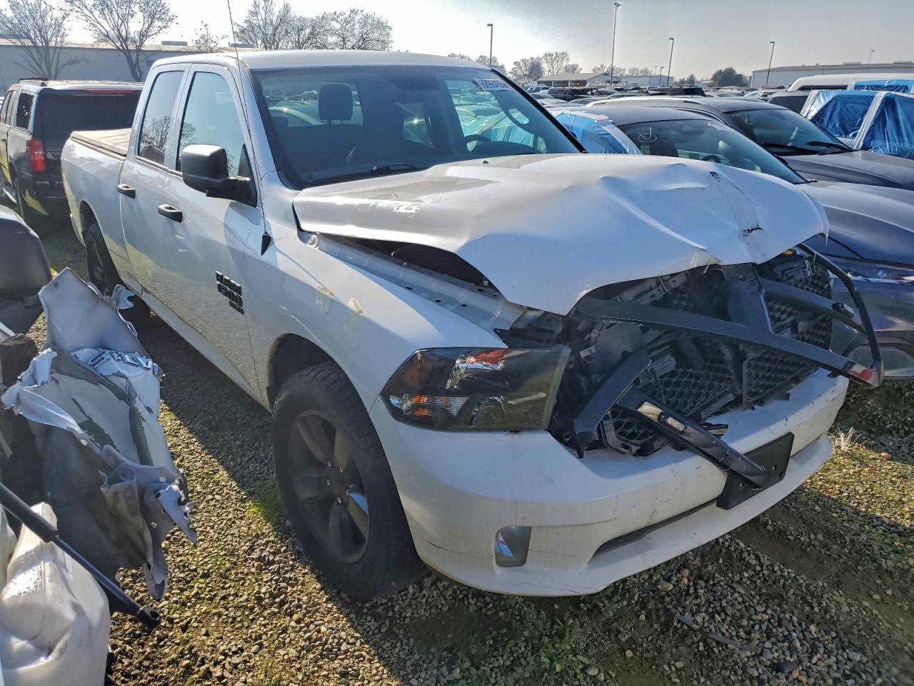 2022 Ram 1500 Classic Tradesman - Фото 4