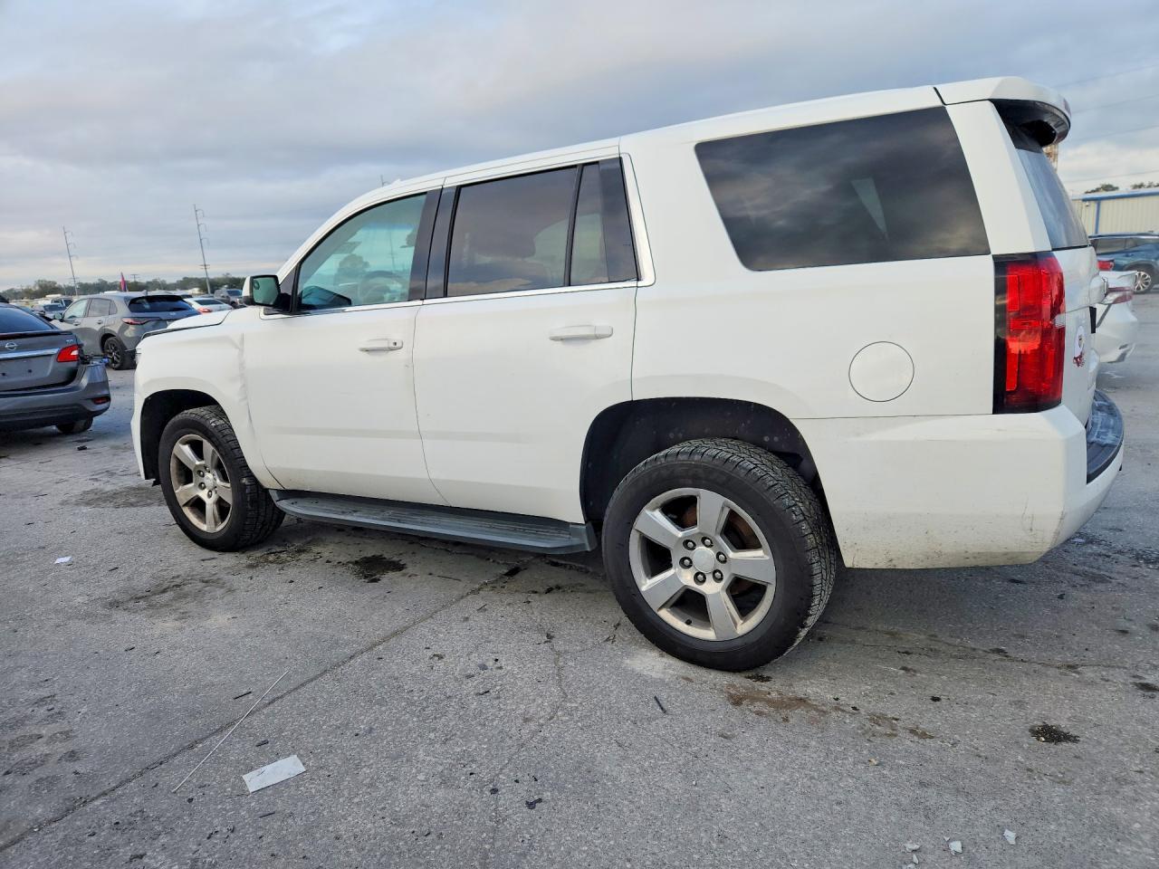 2015 Chevrolet Tahoe K1500 - Фото 2