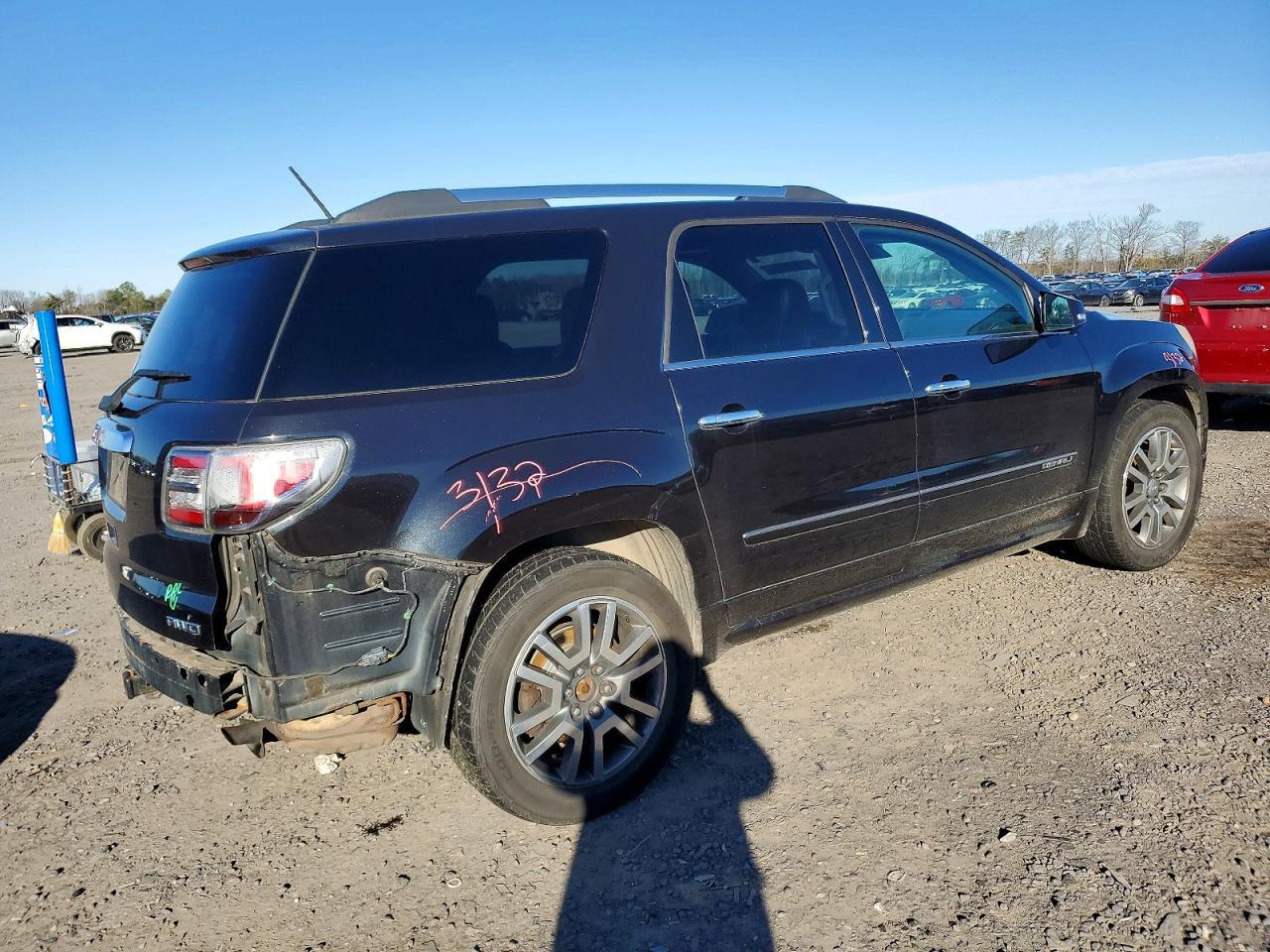 2014 GMC Acadia Denali - Image 3