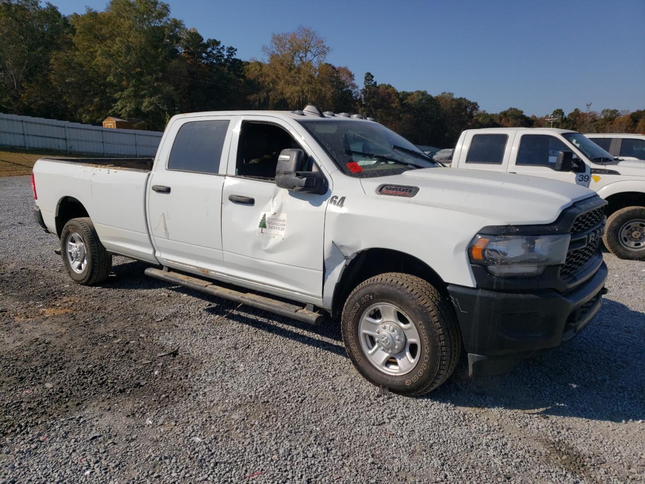 2024 Ram 3500 Tradesman - Фото 4