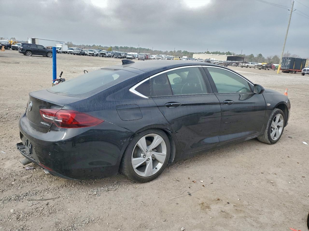 2018 Buick Regal Preferred - Image 3