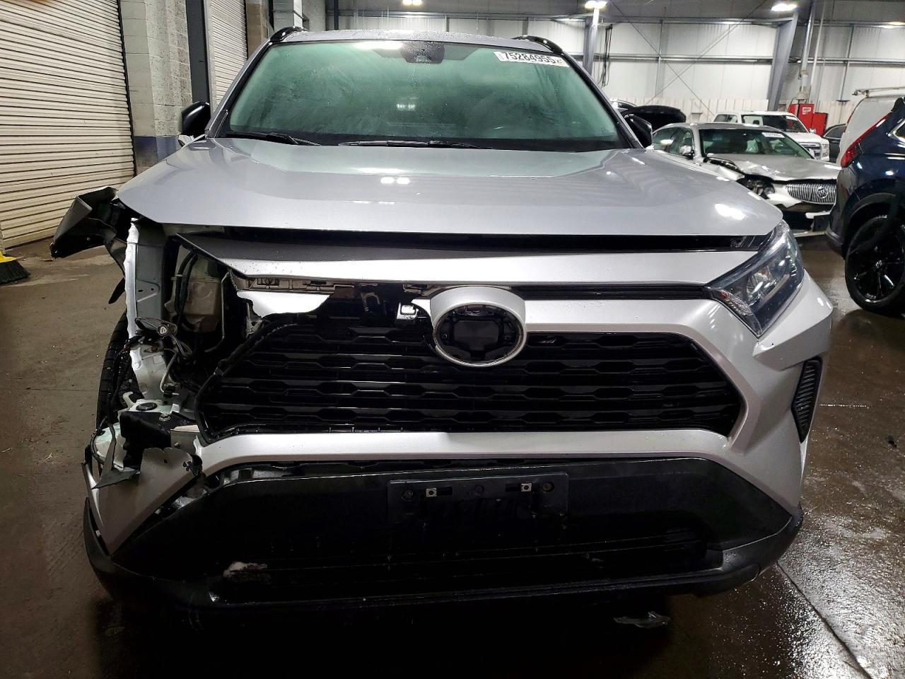 2020 Toyota Rav4 Le - Фото 5