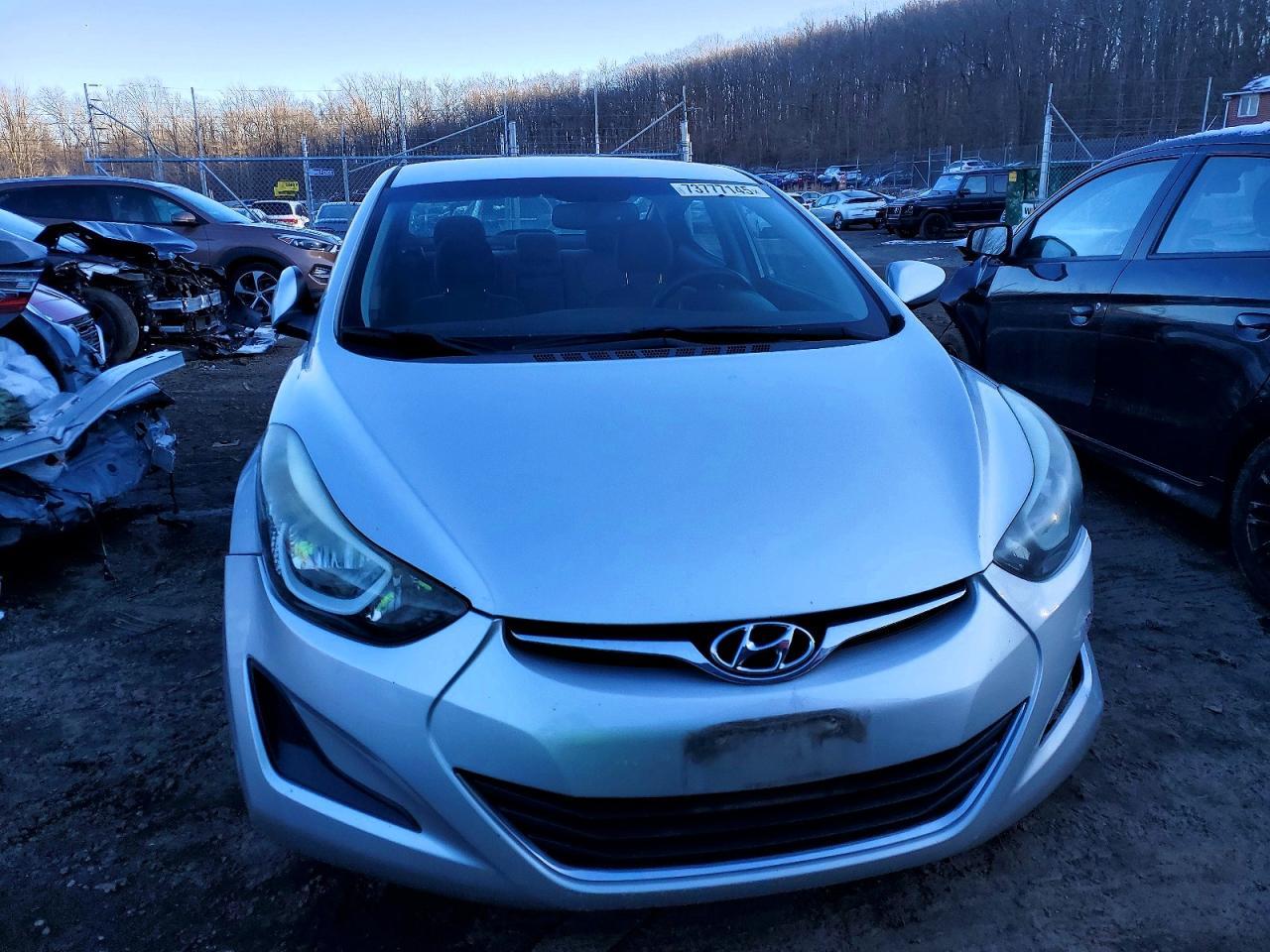 2016 Hyundai Elantra Se - Image 5