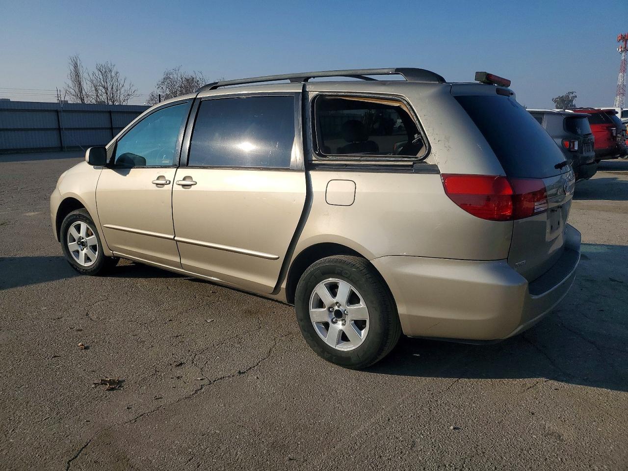 2004 Toyota Sienna Xle - Фото 2