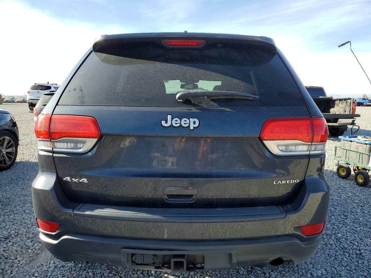2014 Jeep Grand Cherokee Laredo - Image 6