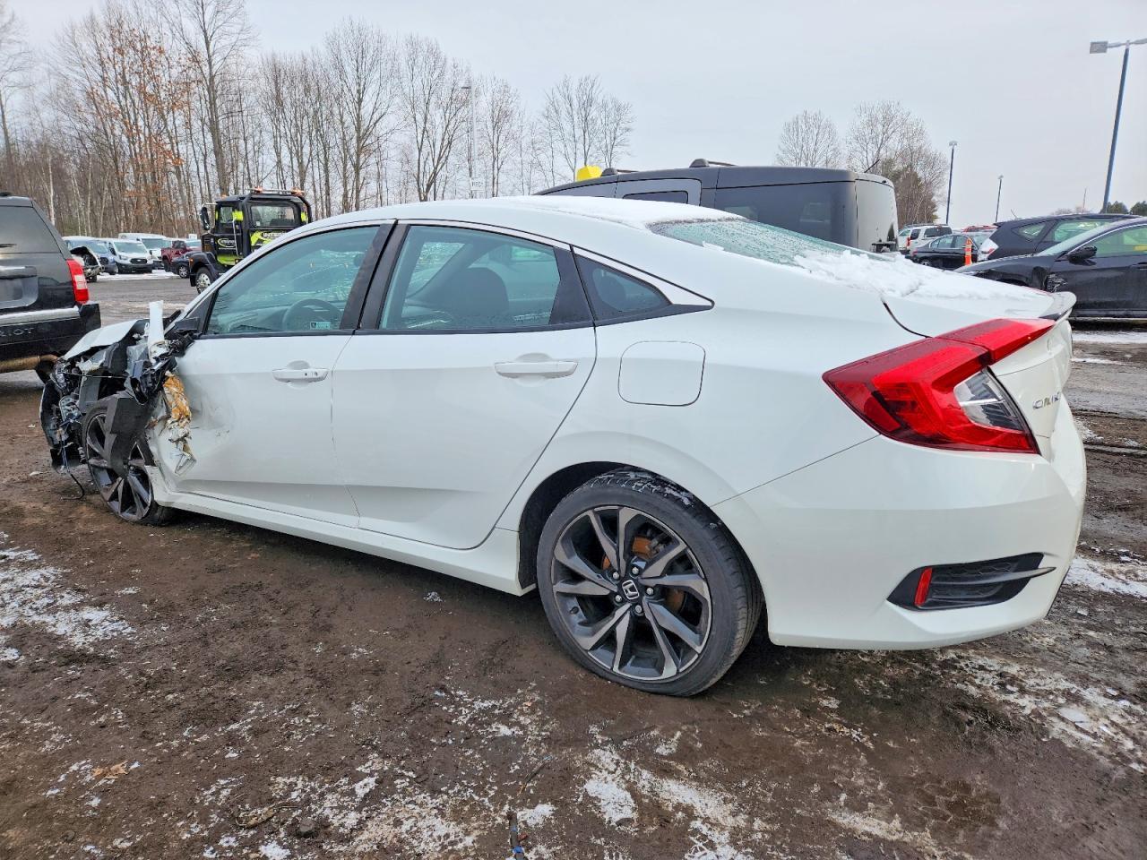 2020 Honda Civic Sport - Фото 2