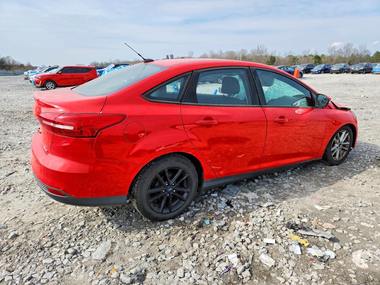 2016 Ford Focus Se - Фото 3