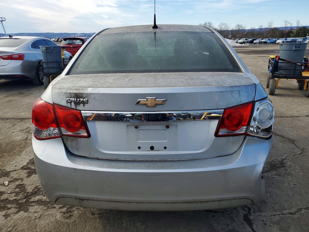 2013 Chevrolet Cruze Ls - Фото 6
