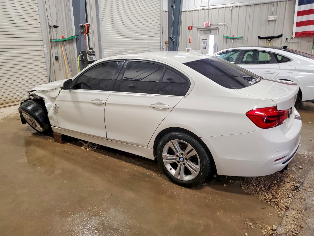 2017 BMW 330 Xi - Image 2