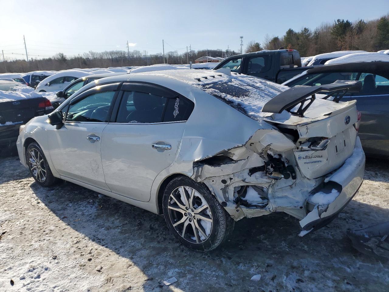 2017 Subaru Impreza Limited - Фото 2