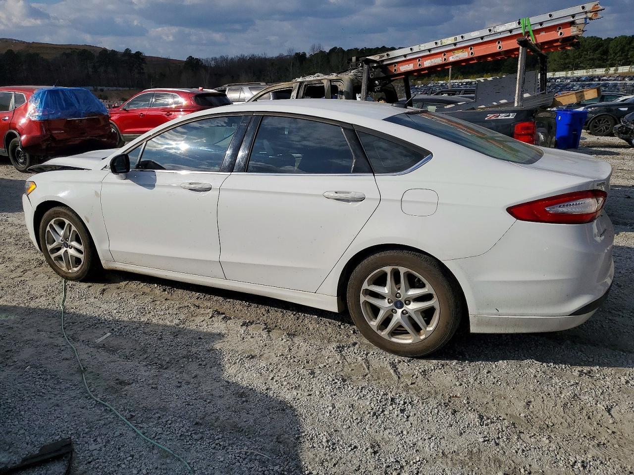 2016 Ford Fusion Se - Фото 2