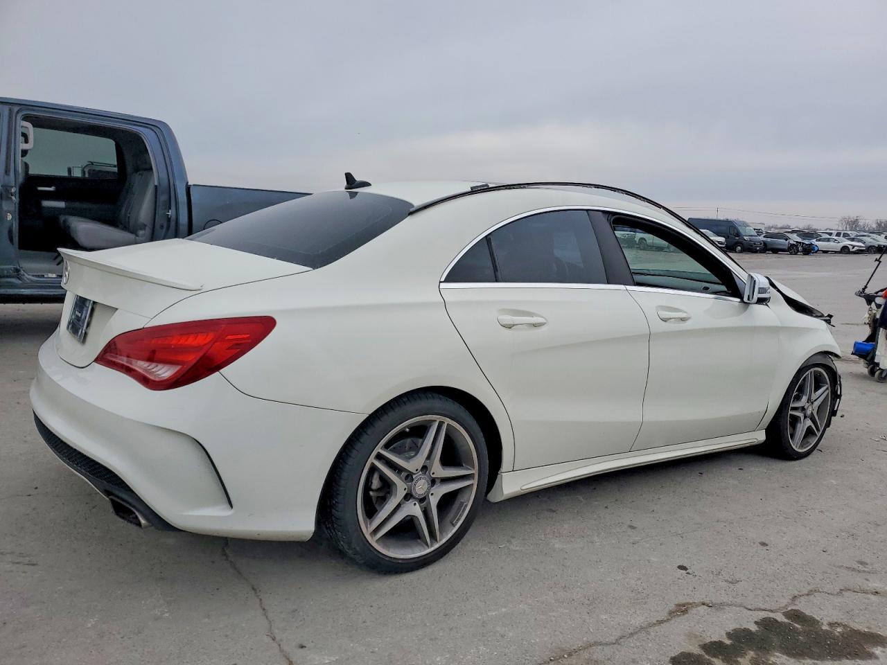 2014 Mercedes-Benz Cla 250 - Image 3