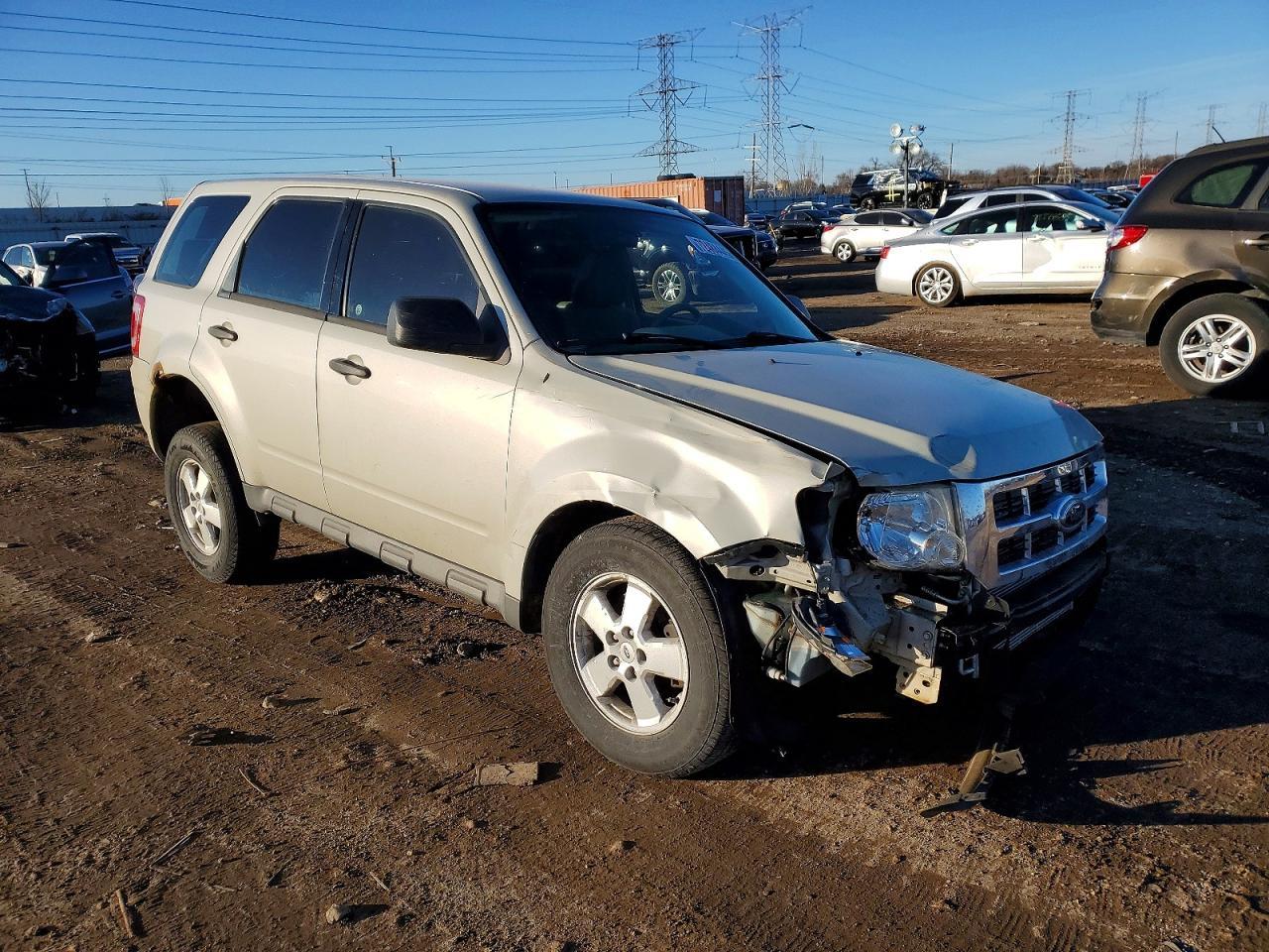 2009 Ford Escape Xls - Image 4