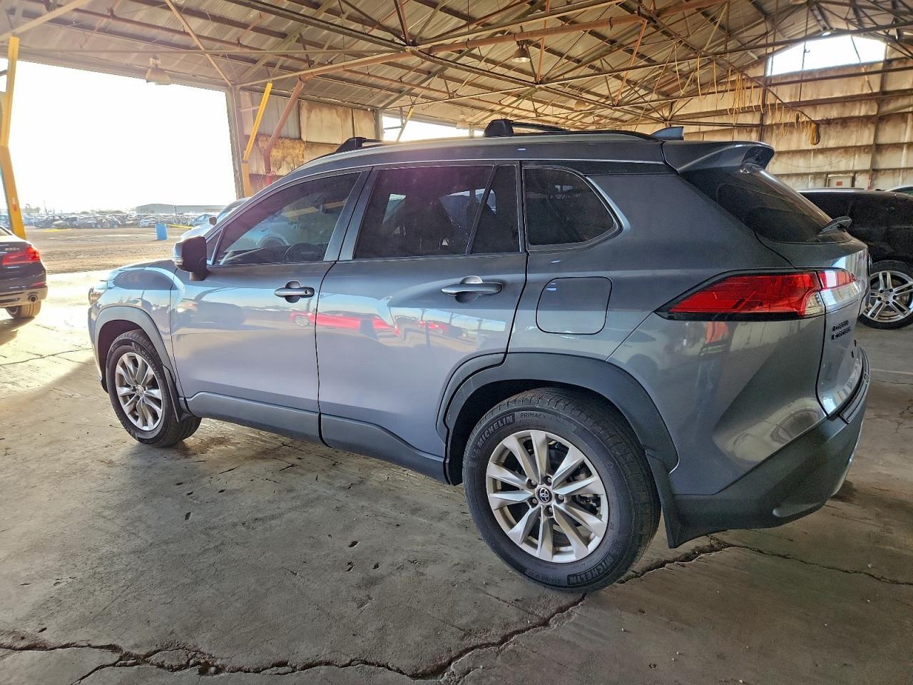 2022 Toyota Corolla Cross Le - Image 2