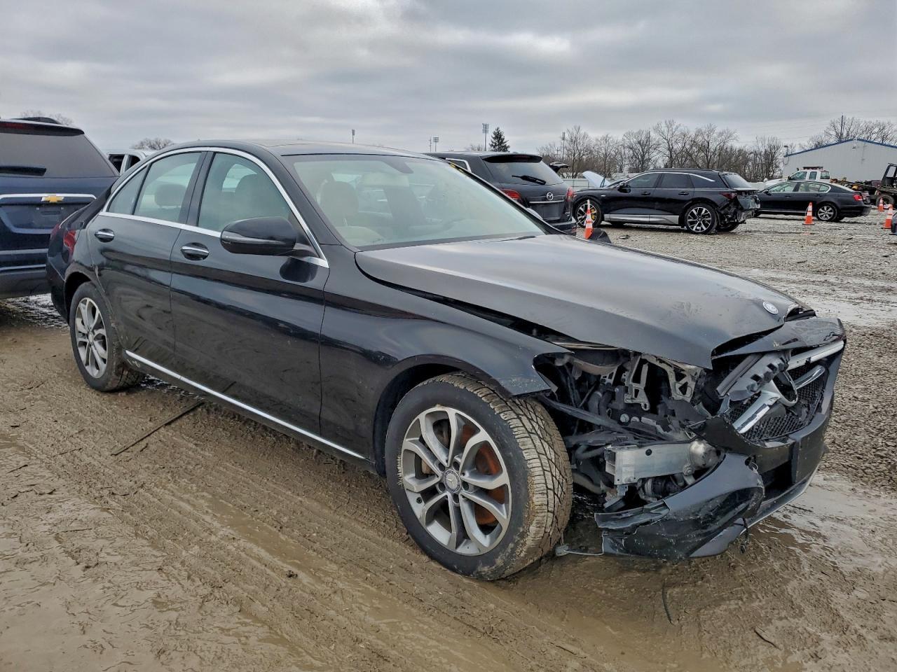 2016 Mercedes-Benz C 300 4Matic - Фото 4