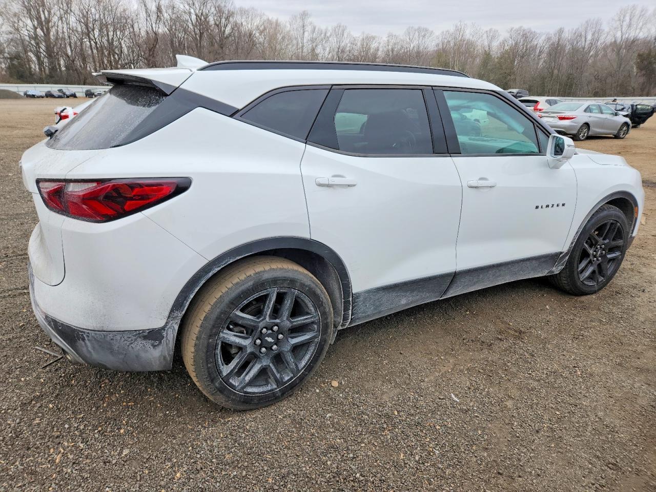 2019 Chevrolet Blazer 3Lt - Image 3