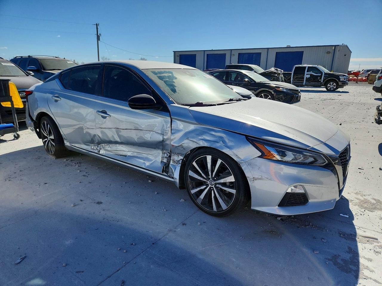 2022 Nissan Altima Sr - Фото 4