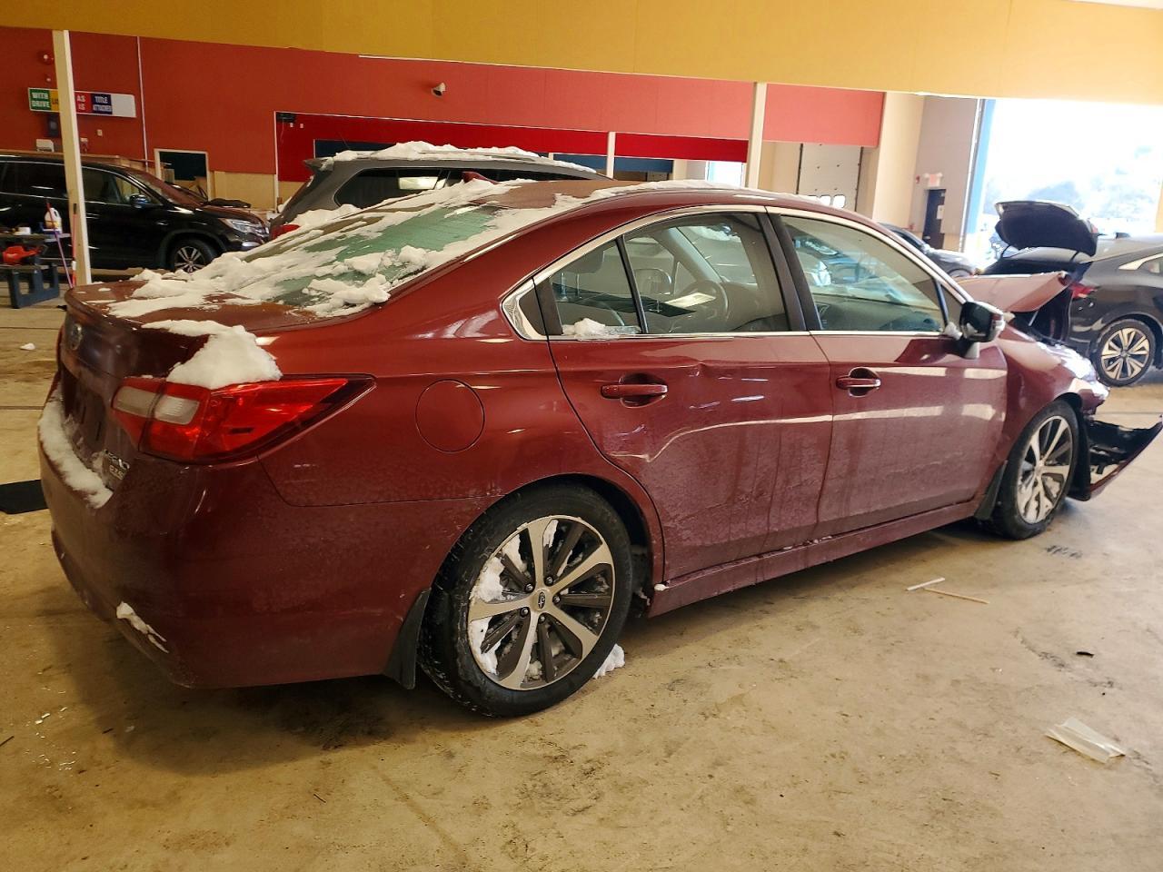 2017 Subaru Legacy 2.5I Limited - Фото 3