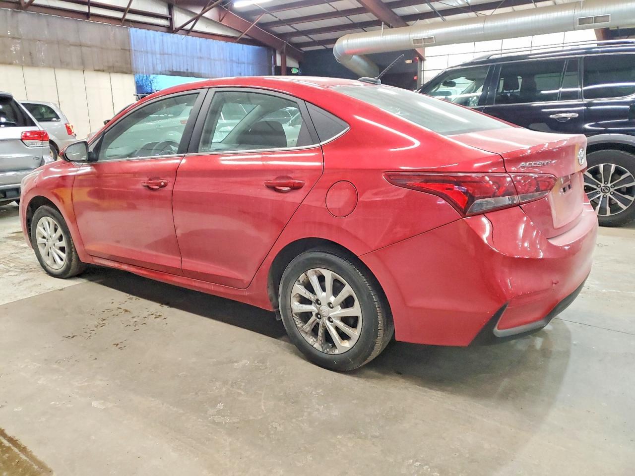 2022 Hyundai Accent Se - Фото 2
