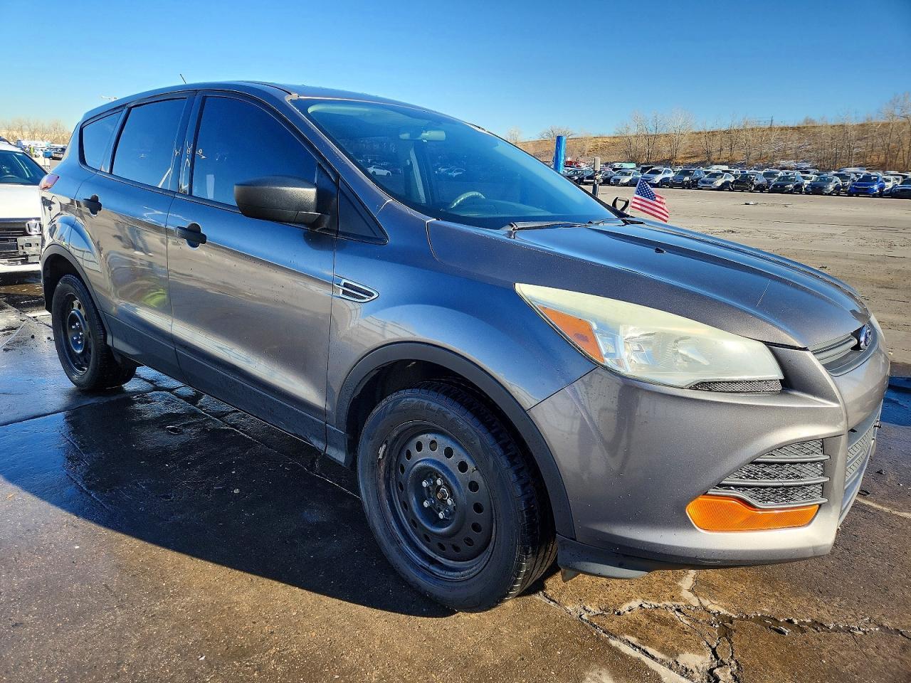 2013 Ford Escape S - Фото 4