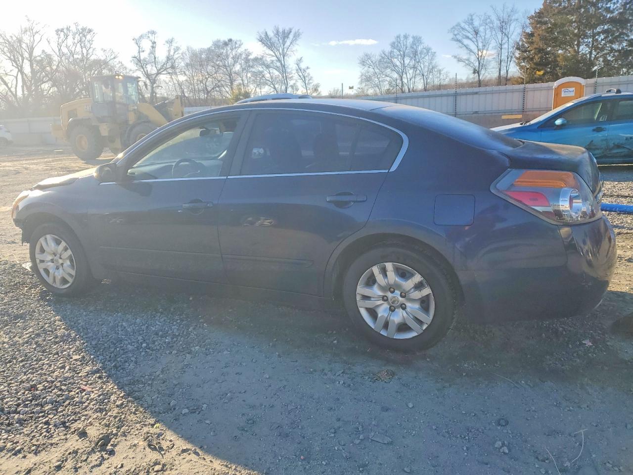 2010 Nissan Altima 2.5 S - Image 2