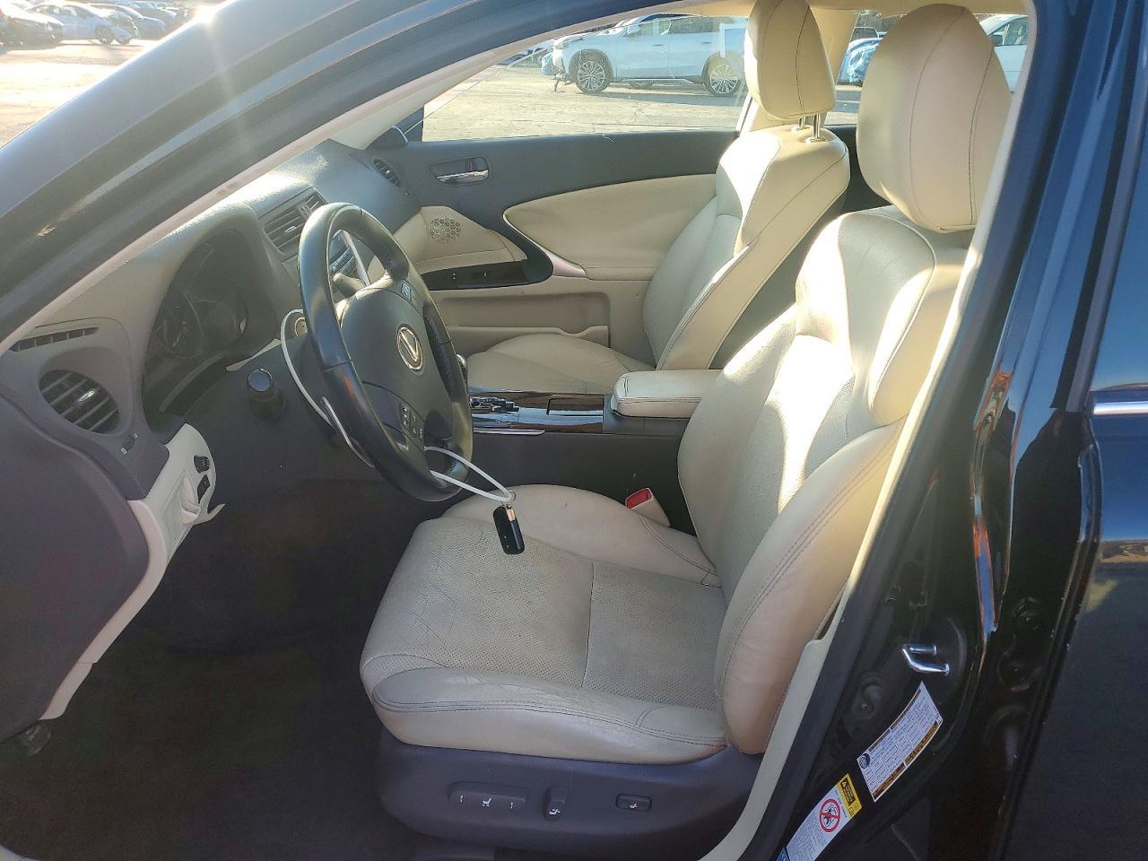 2010 Lexus Is 250 - Image 7