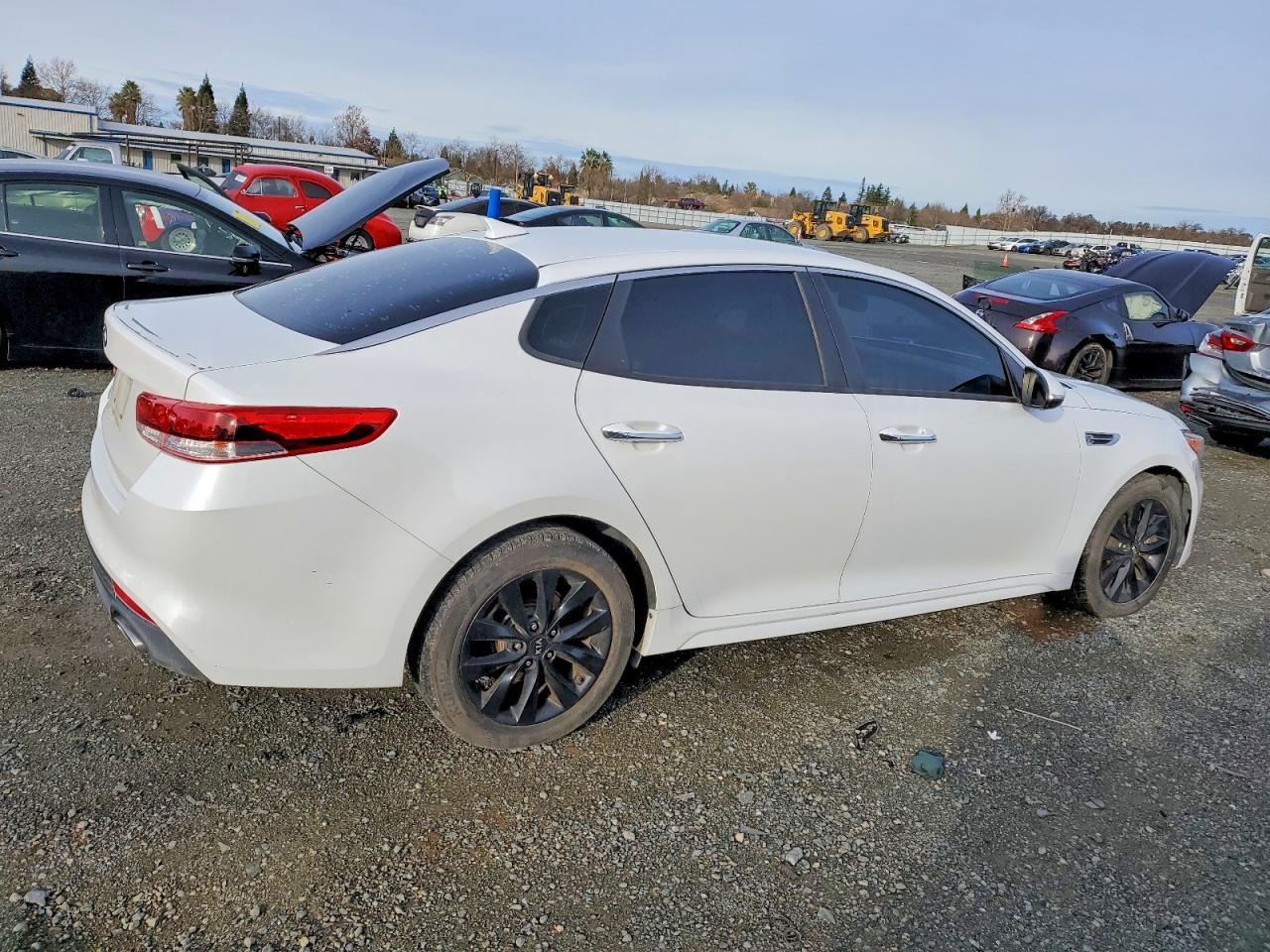 2016 Kia Optima Lx - Image 3
