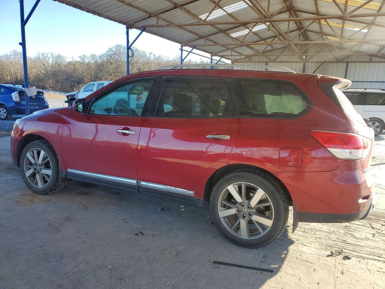 2014 Nissan Pathfinder S - Фото 2