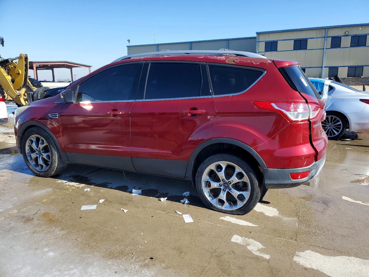 2013 Ford Escape Titanium - Фото 2