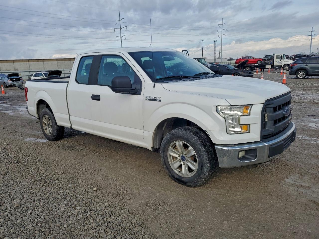 2016 Ford F150 Super Cab - Image 4