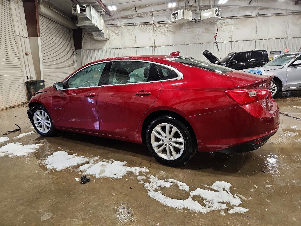 2018 Chevrolet Malibu Lt - Фото 2