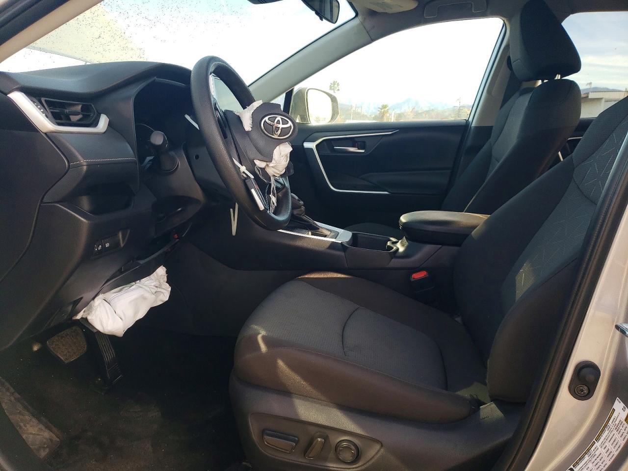 2025 Toyota Rav4 Xle - Фото 7