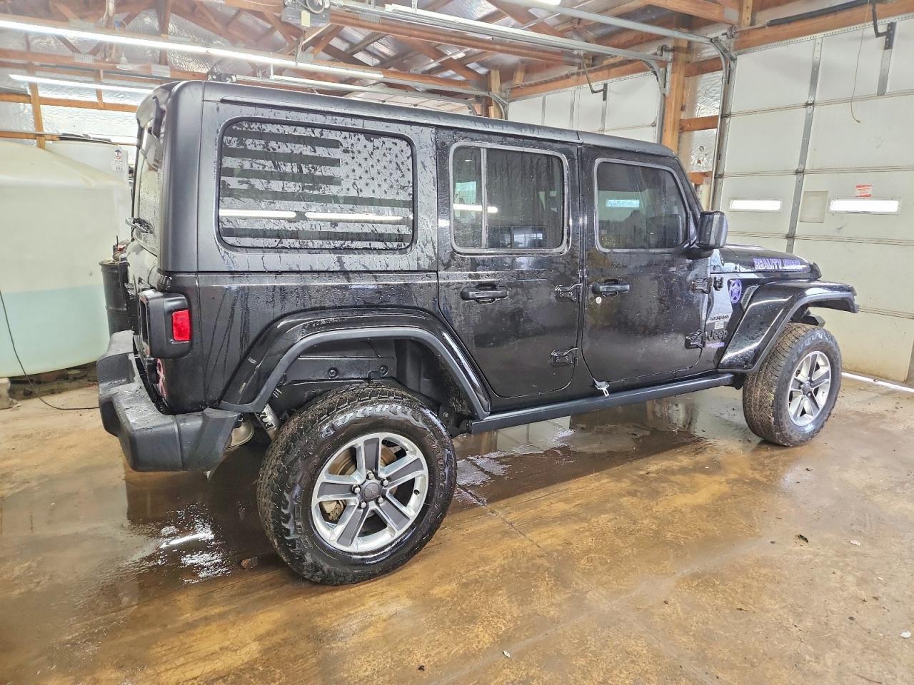 2018 Jeep Wrangler Unlimited Sahara - Image 3