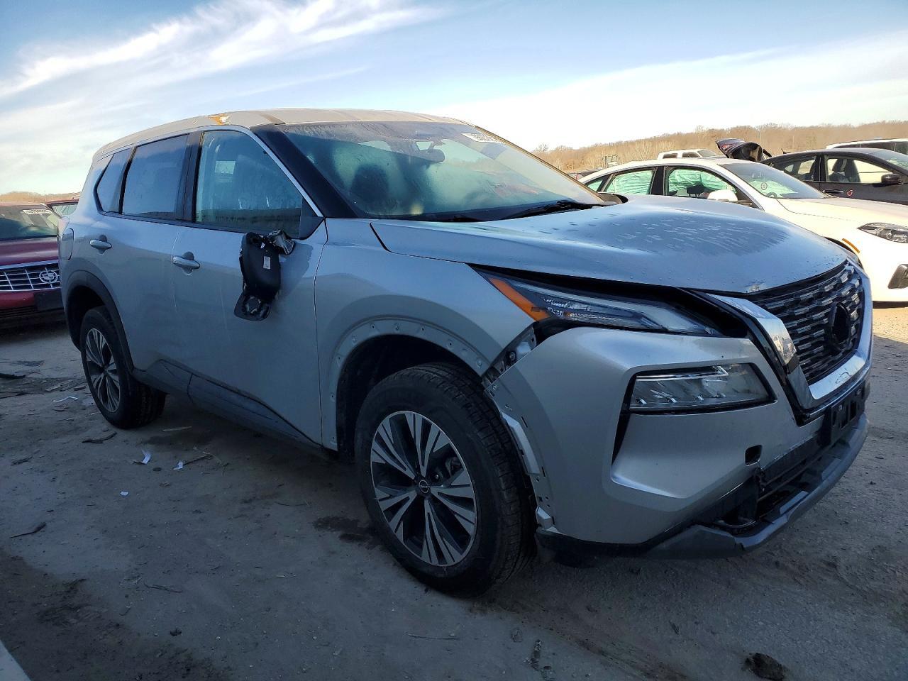 2023 Nissan Rogue Sv - Фото 4