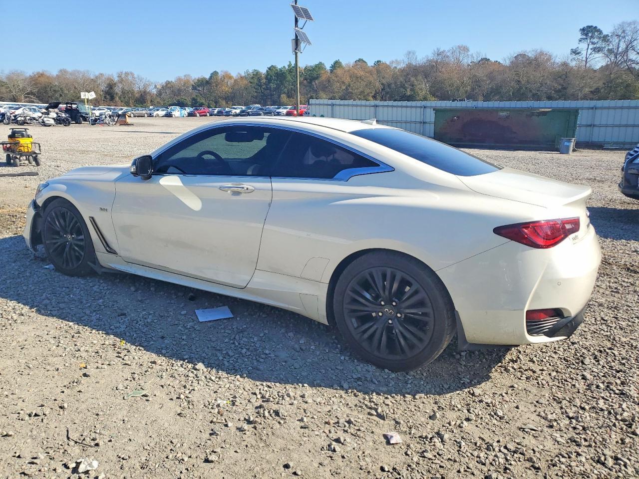 2020 Infiniti Q60 Pure - Image 2