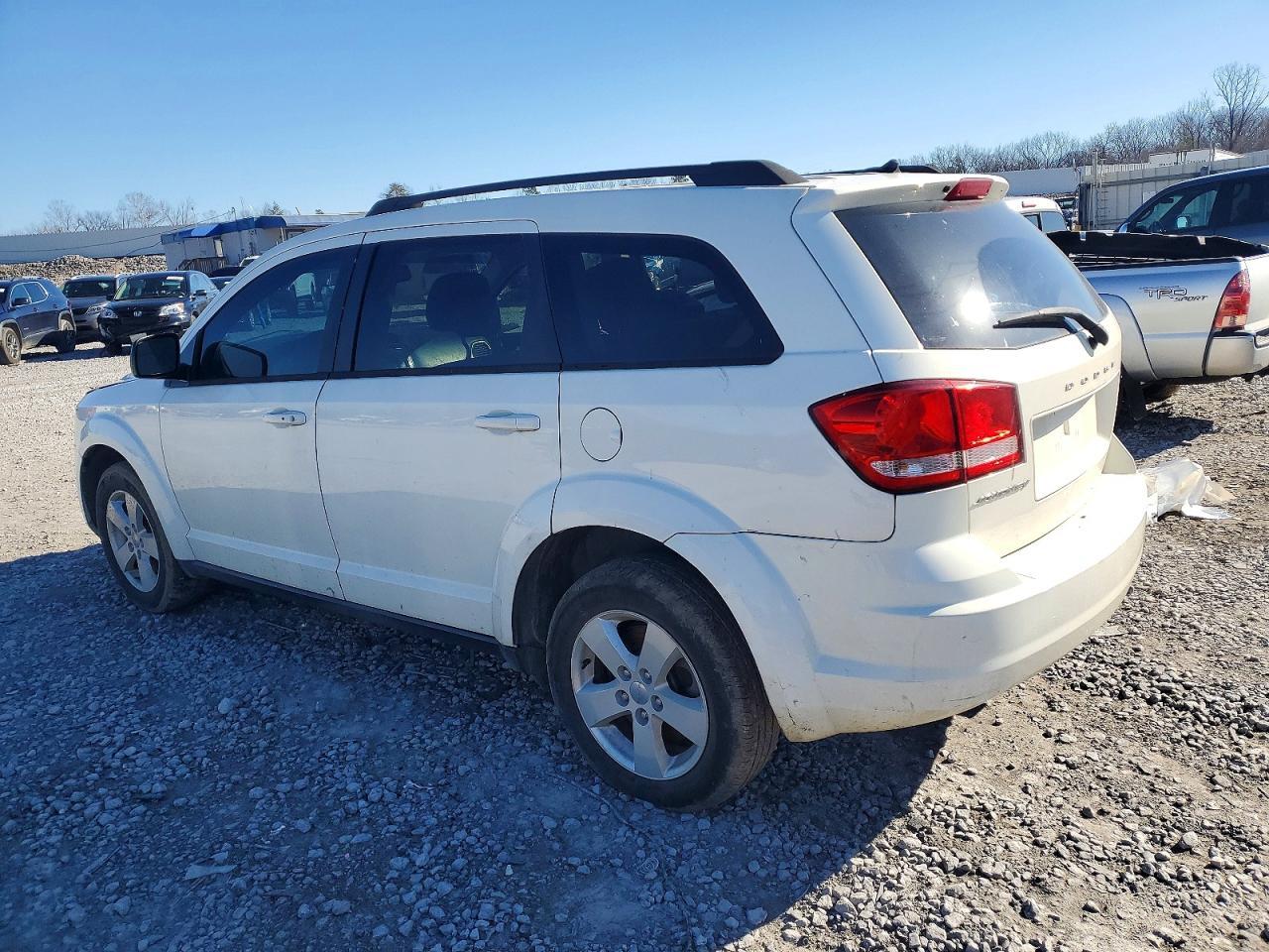 2015 Dodge Journey Se - Фото 2