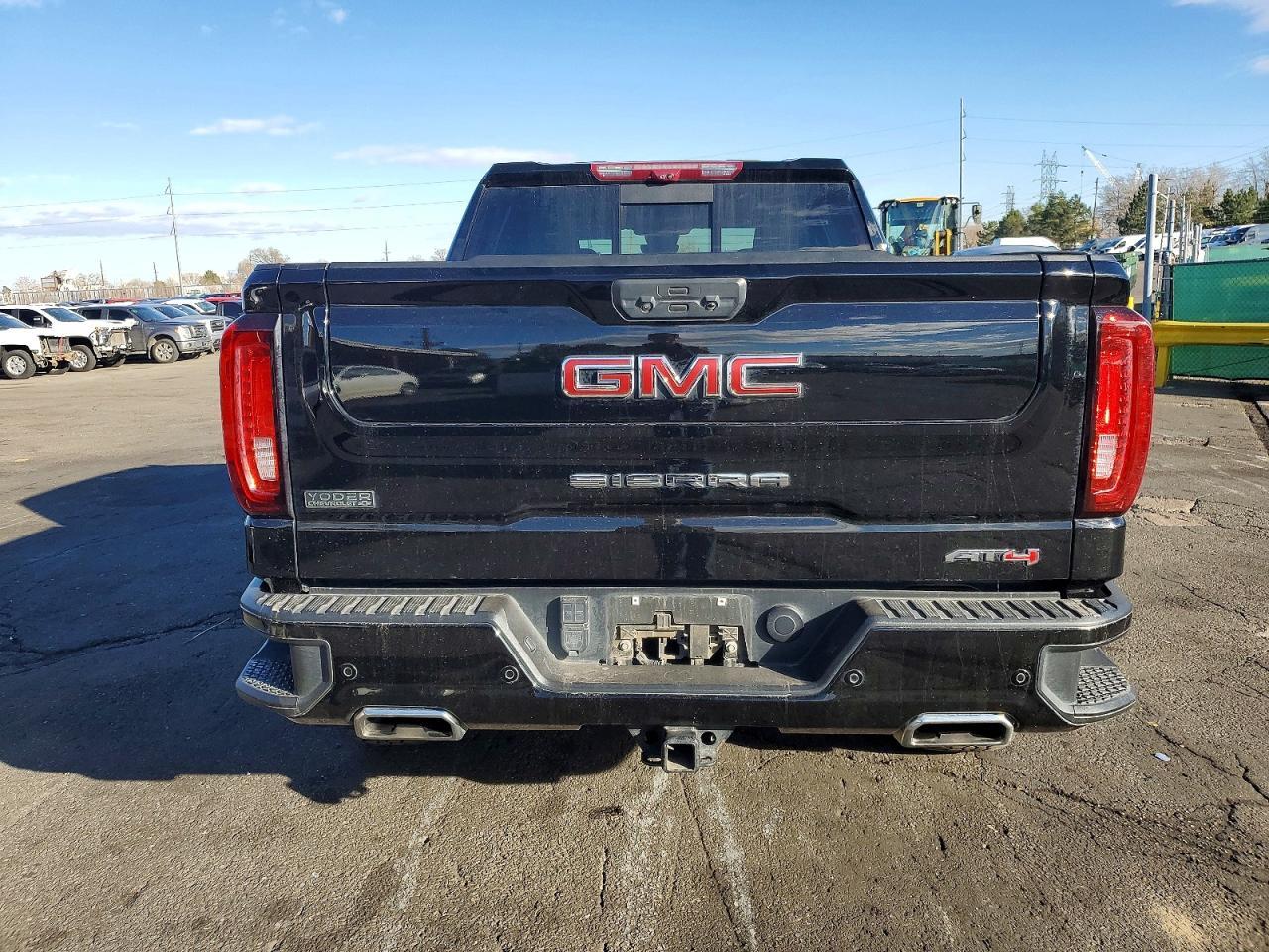 2023 GMC Sierra K1500 At4 - Фото 6