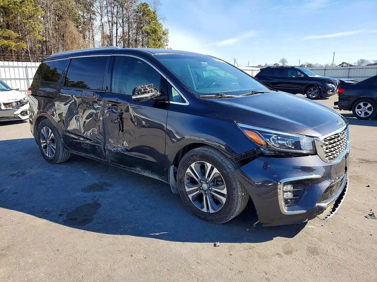 2020 Kia Sedona Ex - Image 4