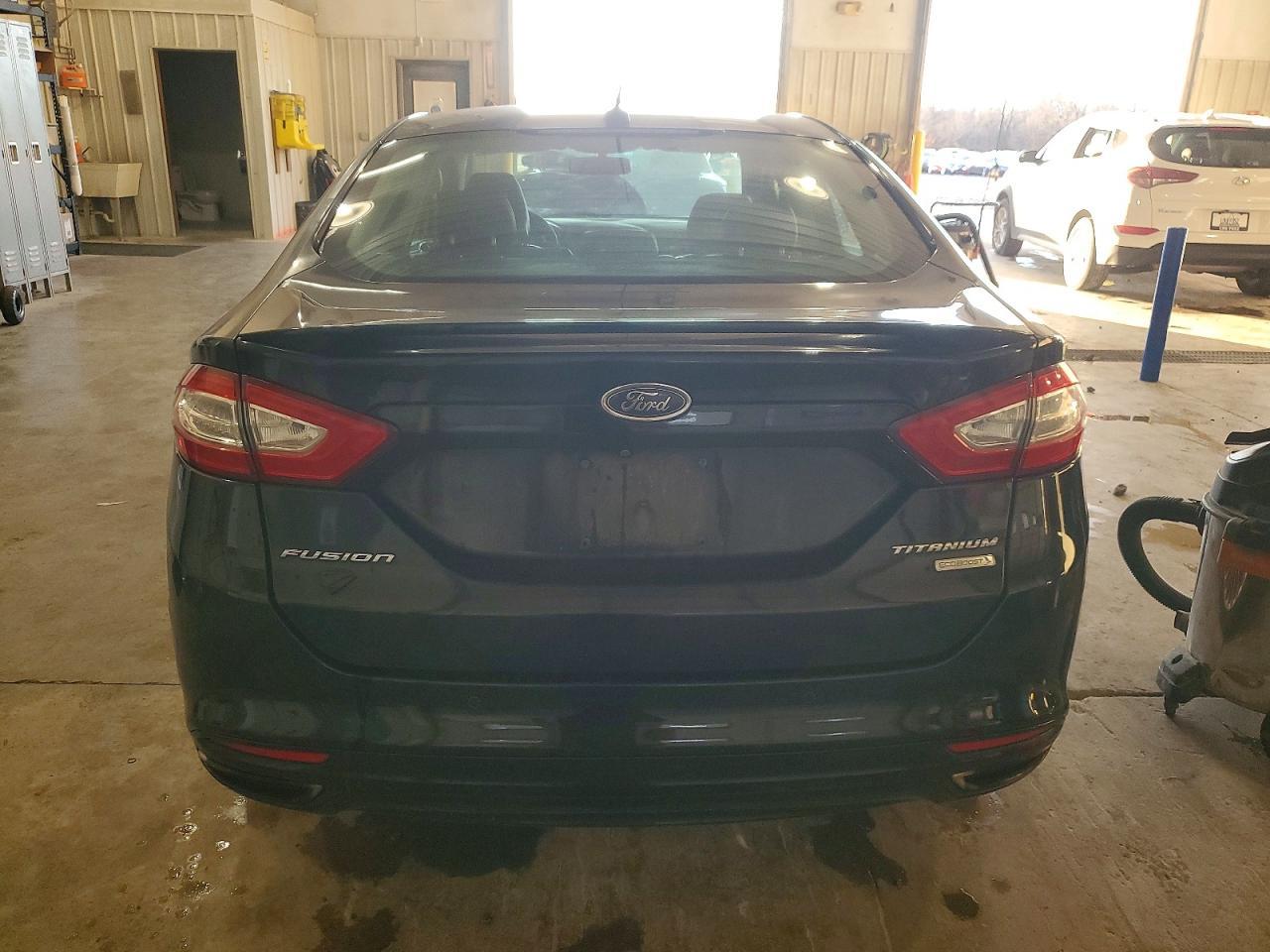 2016 Ford Fusion Titanium - Фото 6
