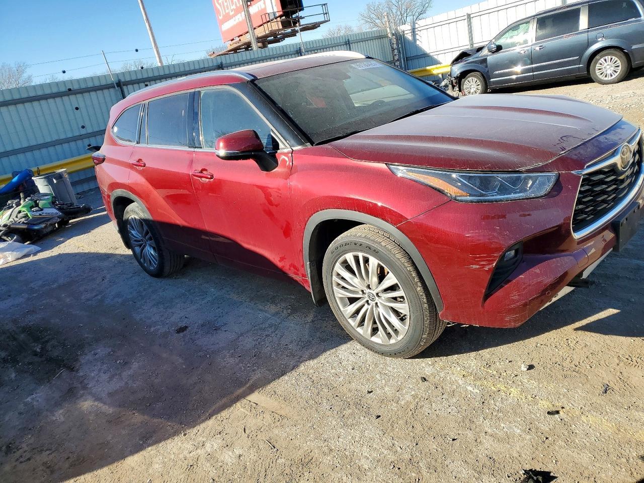 2022 Toyota Highlander Platinum - Фото 4