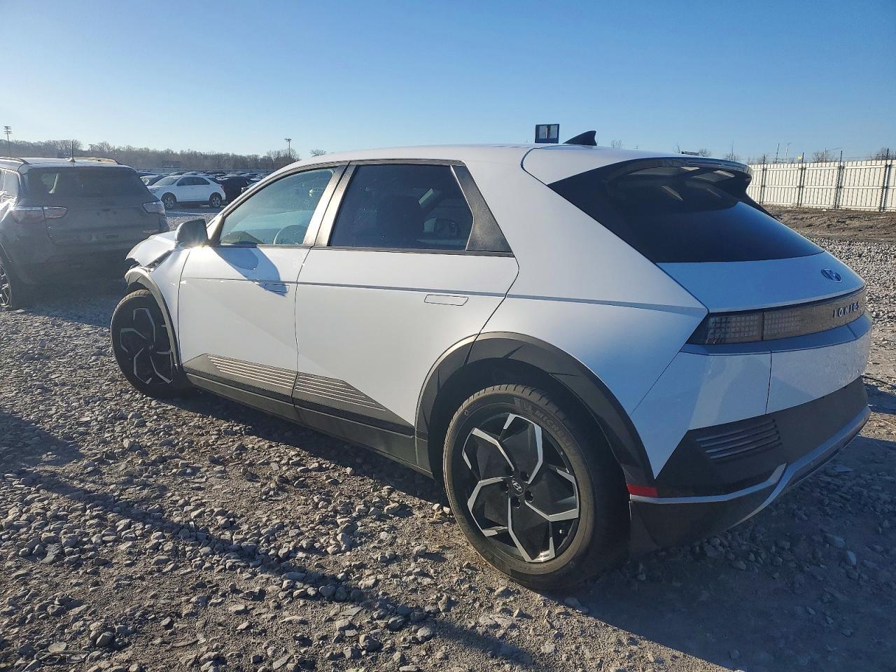 2024 Hyundai Ioniq 5 Sel - Фото 2