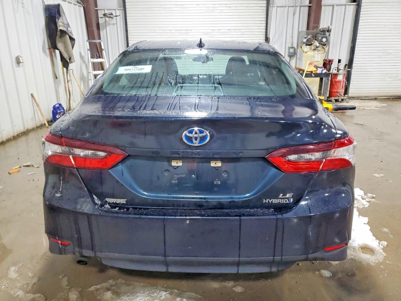 2021 Toyota Camry Le - Фото 6