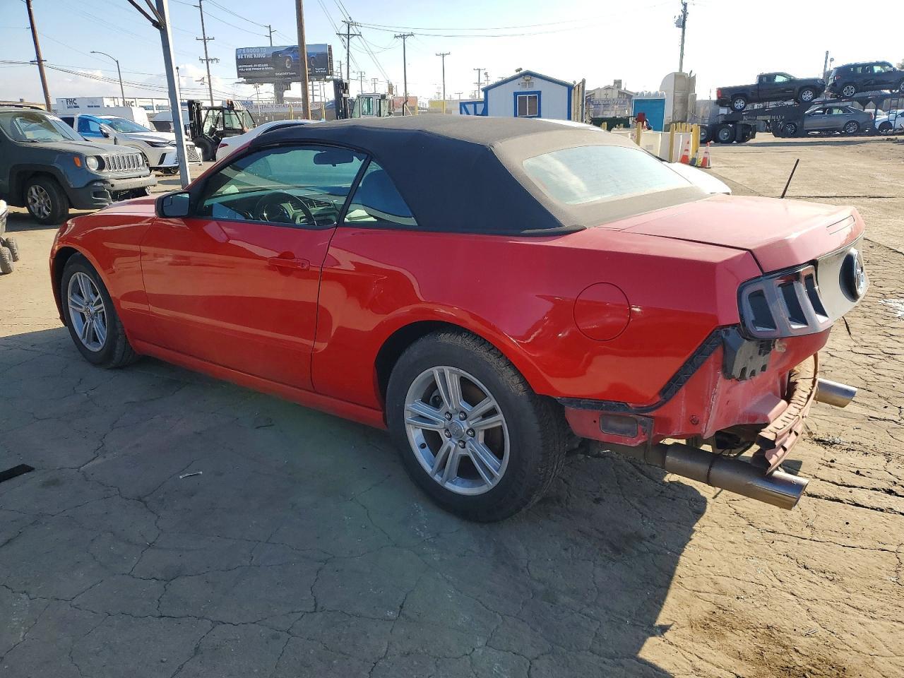 2014 Ford Mustang - Image 2