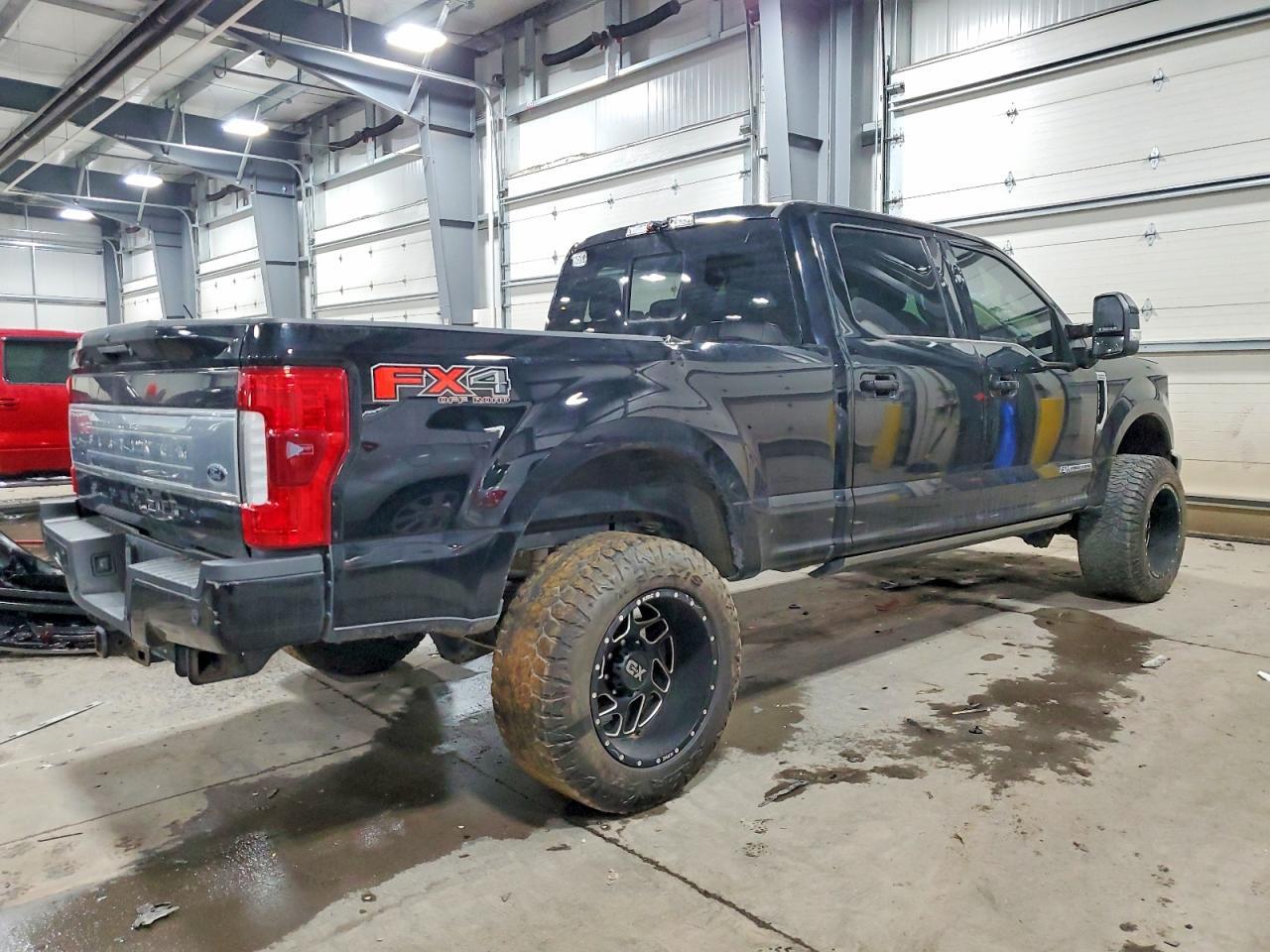 2017 Ford F350 Super Duty - Фото 3