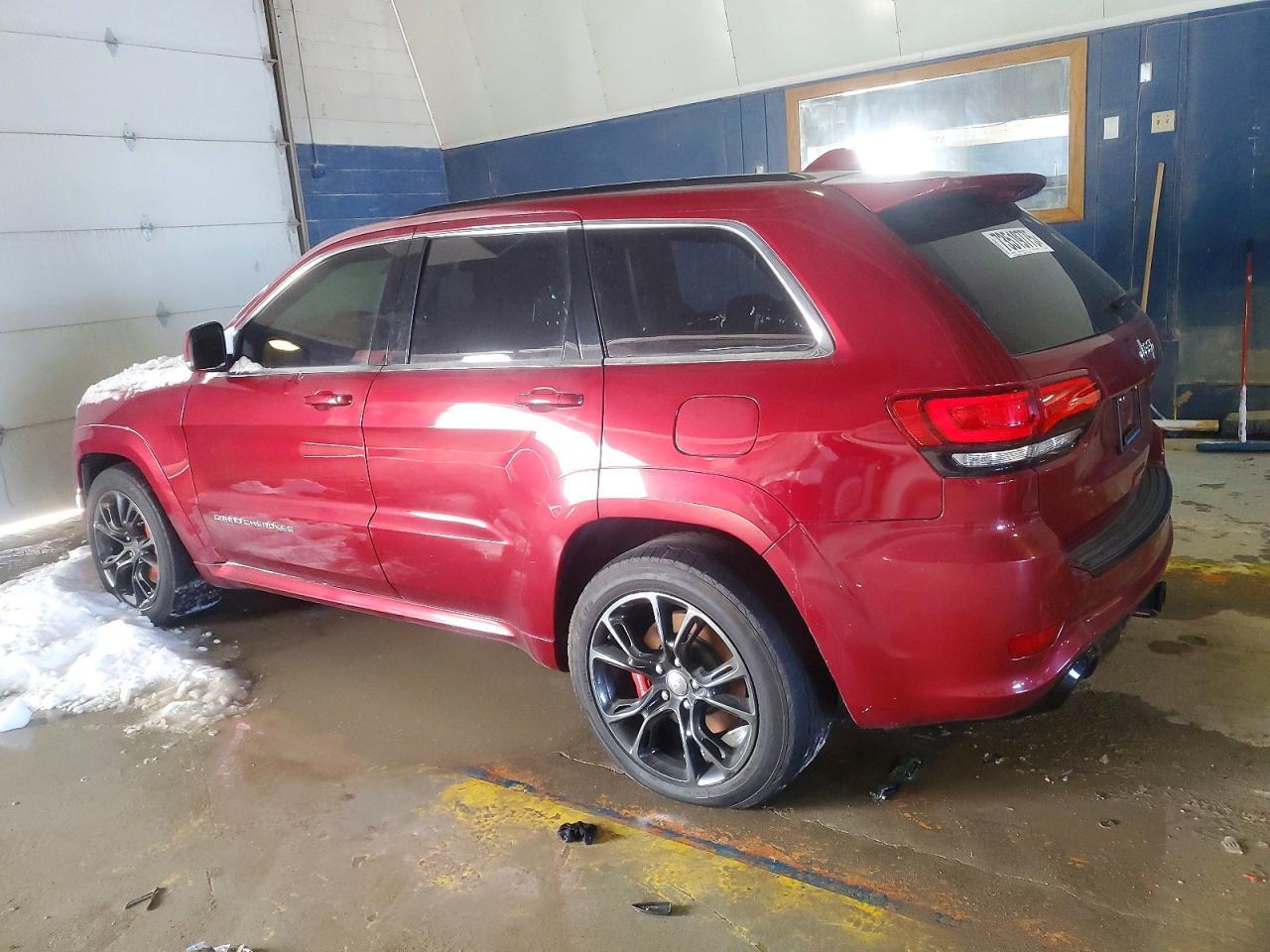 2015 Jeep Grand Cherokee Srt-8 - Image 2